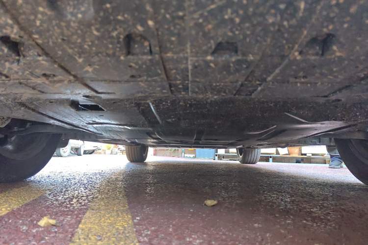 Used Geely Galaxy Xingjian 7 EM-i 2025 120km Launch+ Version Chassis Front
