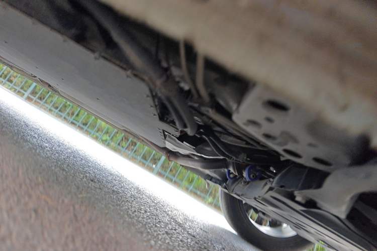 Used Geely Galaxy Xingjian 7 EM-i 2025 120km Navigator Edition Chassis Front Right