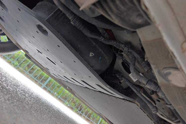 Used Geely Galaxy Xingjian 7 EM-i 2025 120km Navigator Edition Chassis Rear Right