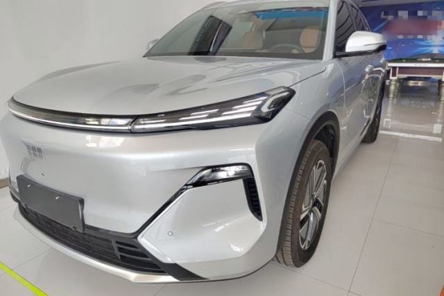 Used Geely Galaxy Xingjian 7 EM-i 2025 120km Exploration+ Version