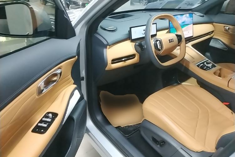 Used Geely Galaxy Xingjian 7 EM-i 2025 120km Exploration+ Version Driver Seat