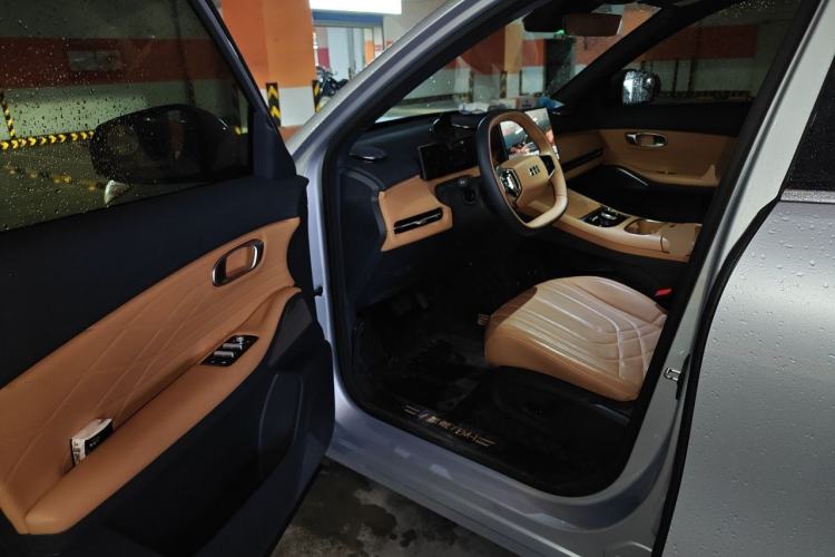 Used Geely Galaxy Xingjian 7 EM-i 2025 120km Launch+ Version Driver Seat