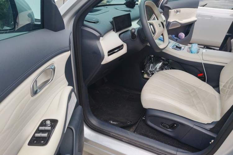 Used Geely Galaxy Xingjian 7 EM-i 2025 120km Navigator Edition Driver Seat