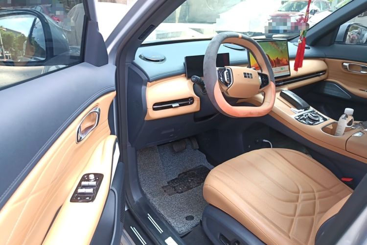 Used Geely Galaxy Xingjian 7 EM-i 2025 120km Launch+ Version Driver Seat