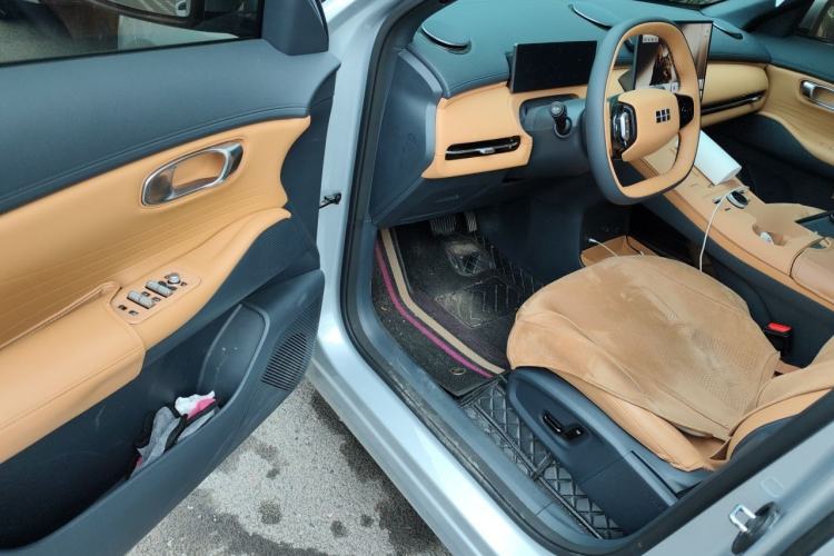 Used Geely Galaxy Xingjian 7 EM-i 2025 55 km Launch Edition Driver Seat