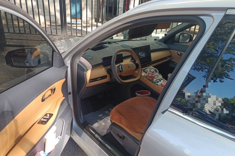 Used Geely Galaxy Xingjian 7 EM-i 2025 120km Exploration+ Version Driver Seat