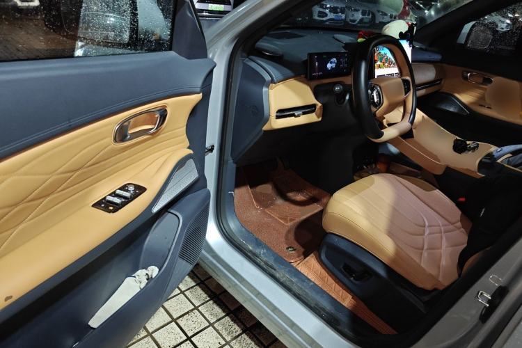 Used Geely Galaxy Xingjian 7 EM-i 2025 120km Exploration+ Version Driver Seat