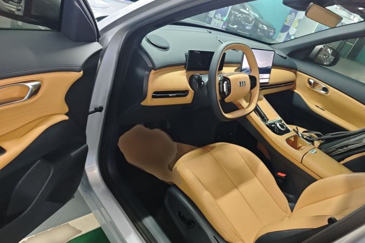Used Geely Galaxy Xingjian 7 EM-i 2025 55 km Launch Edition Driver Seat
