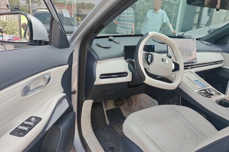 Used Geely Galaxy Xingjian 7 EM-i 2025 120km Launch+ Version Driver Seat
