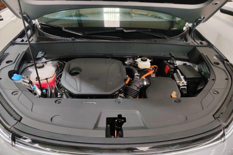 Used Geely Galaxy Xingjian 7 EM-i 2025 120km Navigator Edition Engine Bay