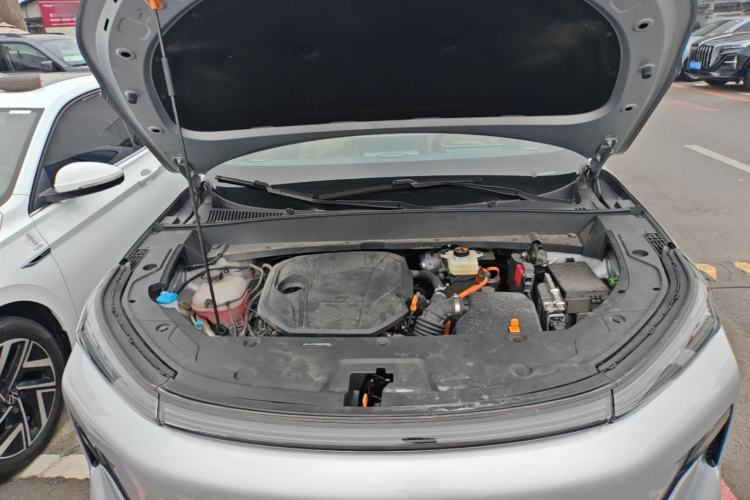 Used Geely Galaxy Xingjian 7 EM-i 2025 120km Navigator Edition Engine Bay