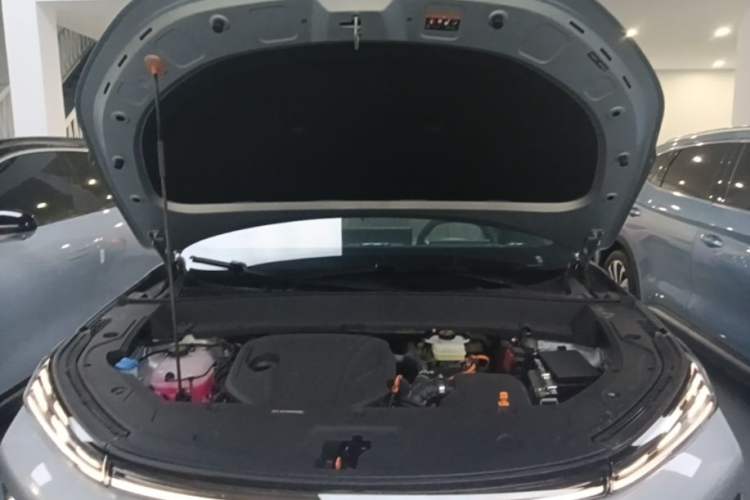 Used Geely Galaxy Xingjian 7 EM-i 2025 120km Exploration+ Version Engine Bay
