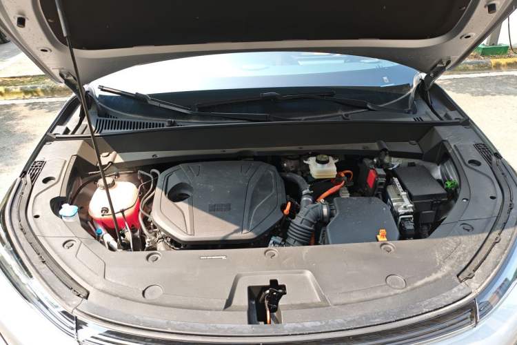 Used Geely Galaxy Xingjian 7 EM-i 2025 55 km Launch Edition Engine Bay