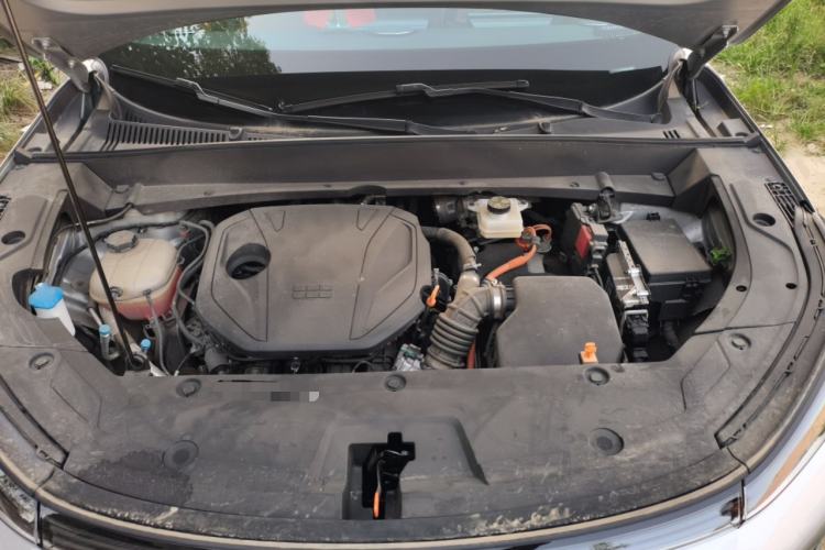 Used Geely Galaxy Xingjian 7 EM-i 2025 120km Launch+ Version Engine Bay