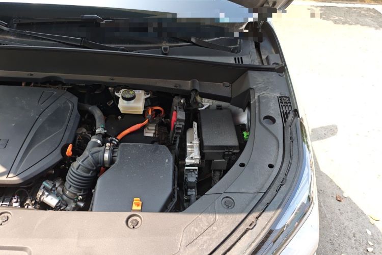 Used Geely Galaxy Xingjian 7 EM-i 2025 55 km Launch Edition Engine Bay Left