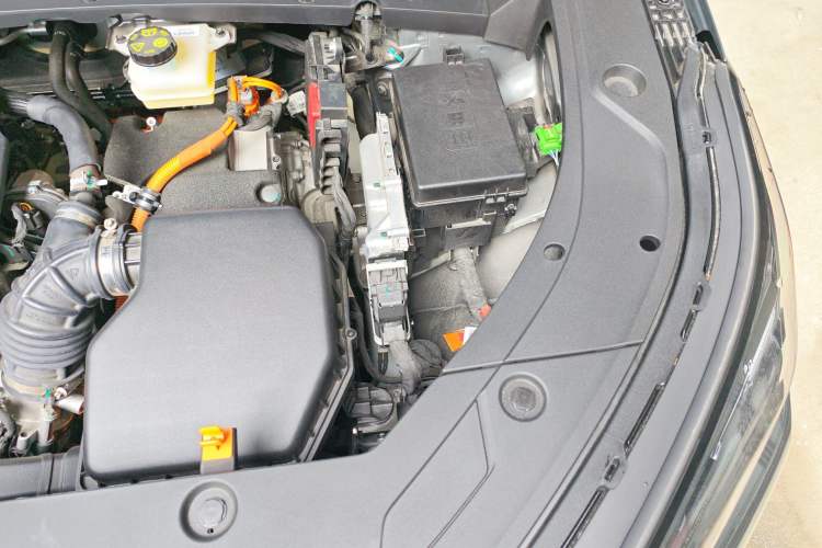 Used Geely Galaxy Xingjian 7 EM-i 2025 120km Exploration+ Version Engine Bay Left