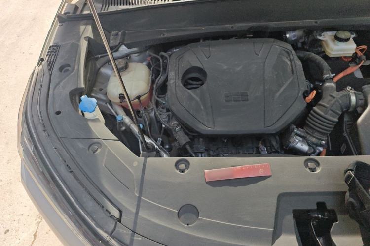 Used Geely Galaxy Xingjian 7 EM-i 2025 120km Navigator Edition Engine Bay Right