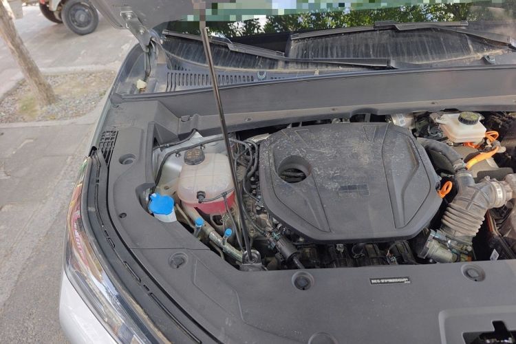 Used Geely Galaxy Xingjian 7 EM-i 2025 120km Navigator Edition Engine Bay Right