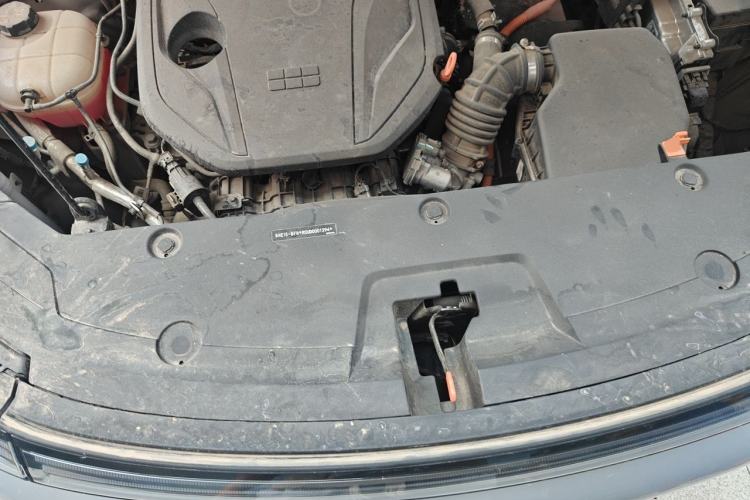 Used Geely Galaxy Xingjian 7 EM-i 2025 120km Launch+ Version Engine Bay