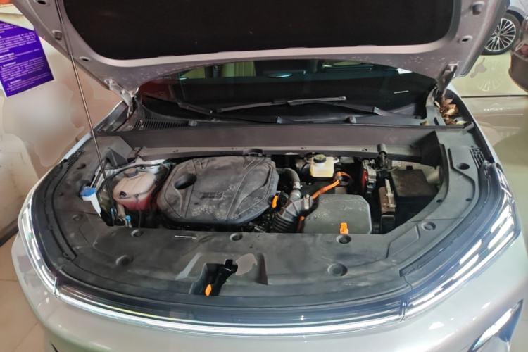Used Geely Galaxy Xingjian 7 EM-i 2025 120km Launch+ Version Engine Bay