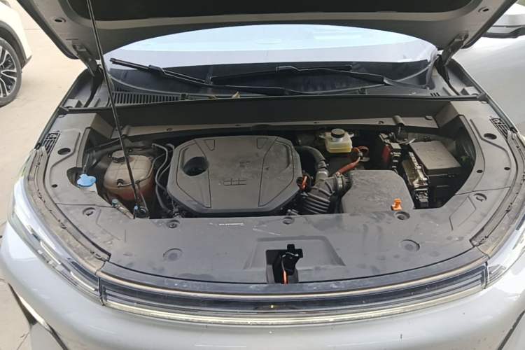 Used Geely Galaxy Xingjian 7 EM-i 2025 55 km Launch Edition Engine Bay