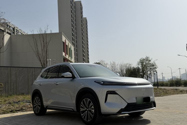 Used Geely Galaxy Xingjian 7 EM-i 2025 120km Navigator Edition Exterior 2