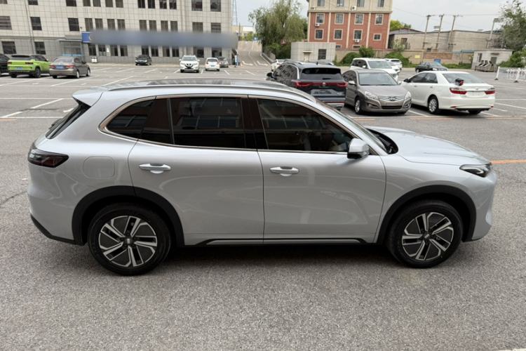 Used Geely Galaxy Xingjian 7 EM-i 2025 120km Exploration+ Version Exterior 2