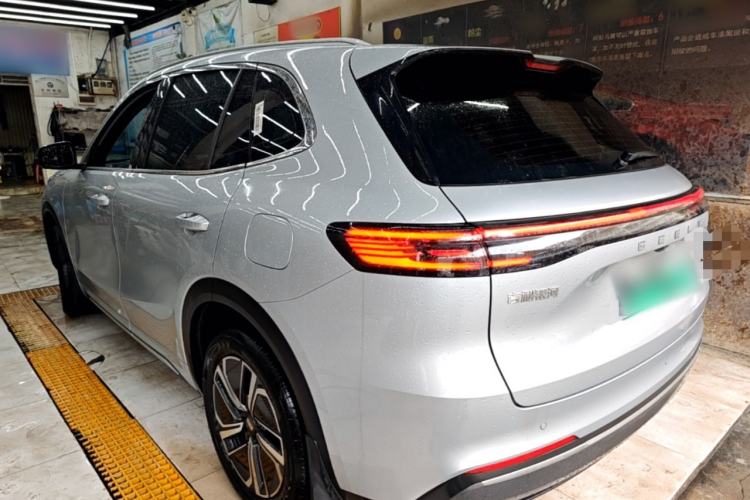 Used Geely Galaxy Xingjian 7 EM-i 2025 120km Navigator Edition Exterior 2