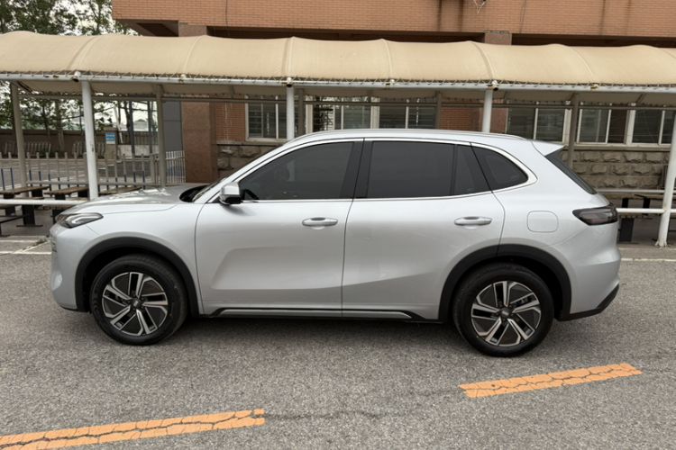 Used Geely Galaxy Xingjian 7 EM-i 2025 120km Exploration+ Version Exterior 3