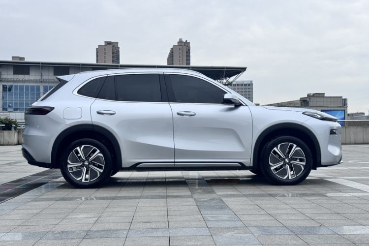 Used Geely Galaxy Xingjian 7 EM-i 2025 120km Exploration+ Version Exterior 3