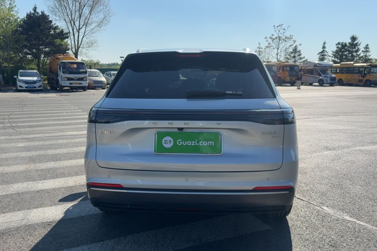Used Geely Galaxy Xingjian 7 EM-i 2025 120km Exploration+ Version Exterior 4