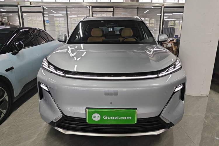 Used Geely Galaxy Xingjian 7 EM-i 2025 120km Navigator Edition Front