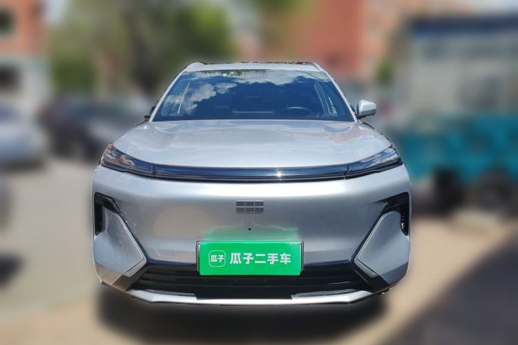 Used Geely Galaxy Xingjian 7 EM-i 2025 120km Launch+ Version Front