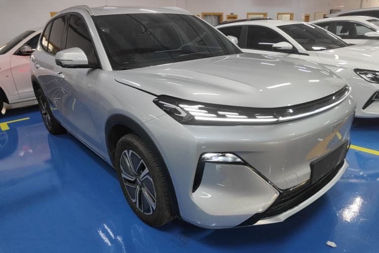 Used Geely Galaxy Xingjian 7 EM-i 2025 55 km Launch Edition Front Right 45 Deg