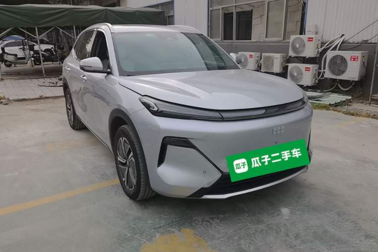 Used Geely Galaxy Xingjian 7 EM-i 2025 120km Exploration+ Version Front Right 45 Deg