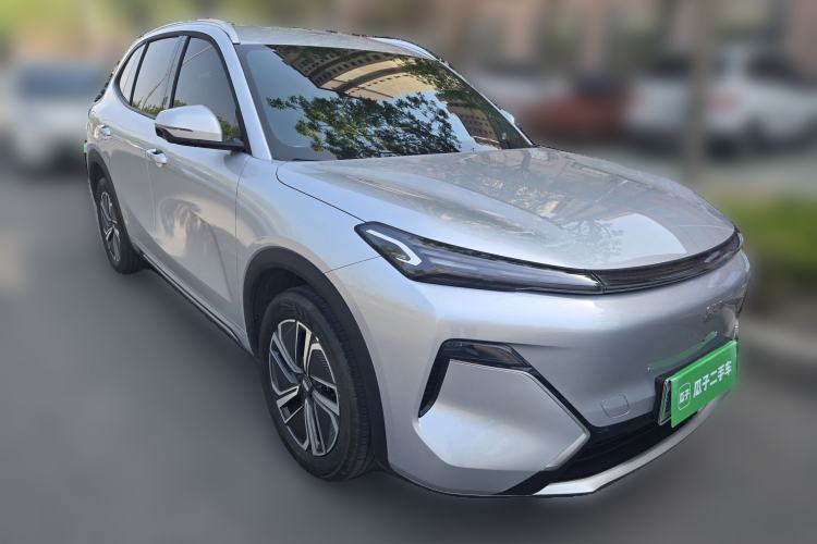 Used Geely Galaxy Xingjian 7 EM-i 2025 55 km Launch Edition Front Right 45 Deg