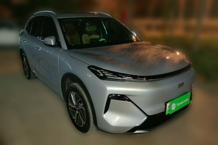 Used Geely Galaxy Xingjian 7 EM-i 2025 120km Launch+ Version Front Right 45 Deg
