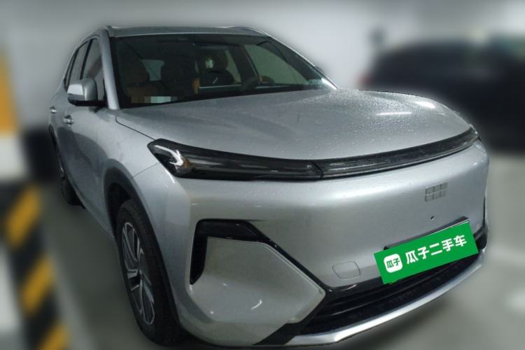 Used Geely Galaxy Xingjian 7 EM-i 2025 120km Launch+ Version Front Right 45 Deg