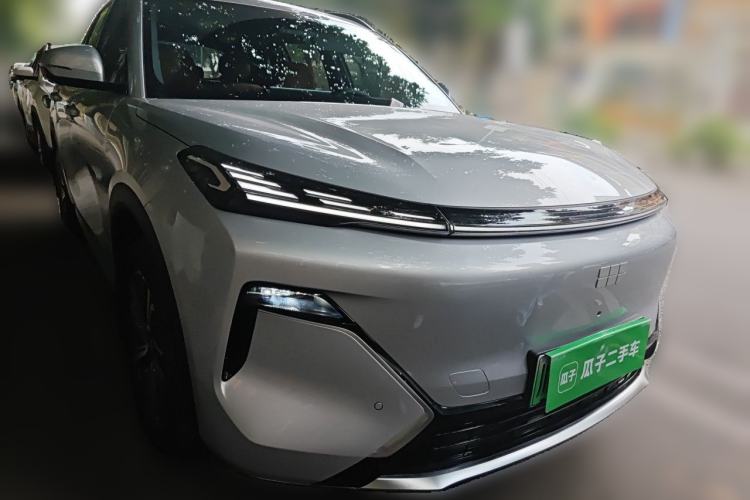 Used Geely Galaxy Xingjian 7 EM-i 2025 120km Exploration+ Version Front Right 45 Deg