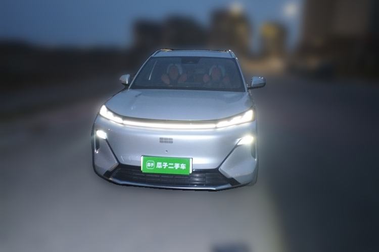 Used Geely Galaxy Xingjian 7 EM-i 2025 120km Exploration+ Version Front
