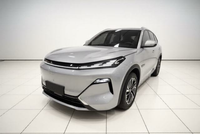 Used Geely Galaxy Xingjian 7 EM-i 2025 55 km Launch Edition
