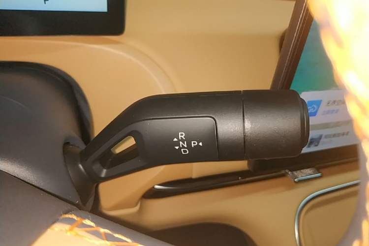Used Geely Galaxy Xingjian 7 EM-i 2025 120km Exploration+ Version Gear Lever