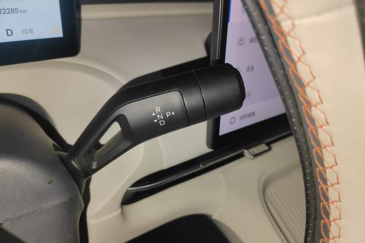 Used Geely Galaxy Xingjian 7 EM-i 2025 120km Exploration+ Version Gear Lever