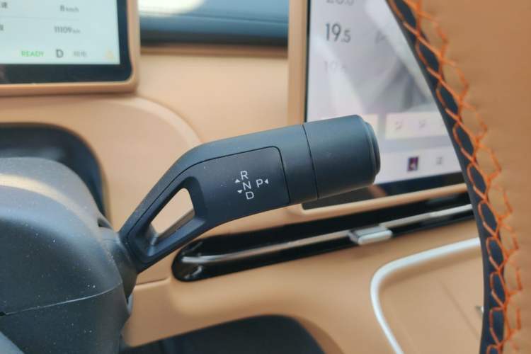 Used Geely Galaxy Xingjian 7 EM-i 2025 120km Exploration+ Version Gear Lever