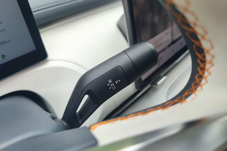 Used Geely Galaxy Xingjian 7 EM-i 2025 120km Exploration+ Version Gear Lever