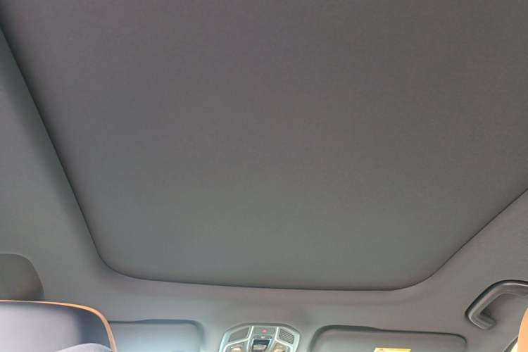 Used Geely Galaxy Xingjian 7 EM-i 2025 120km Launch+ Version Headliner