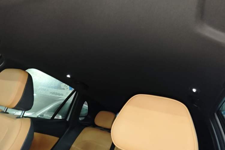 Used Geely Galaxy Xingjian 7 EM-i 2025 55 km Launch Edition Headliner