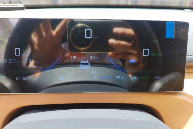 Used Geely Galaxy Xingjian 7 EM-i 2025 120km Launch+ Version Instrument Cluster