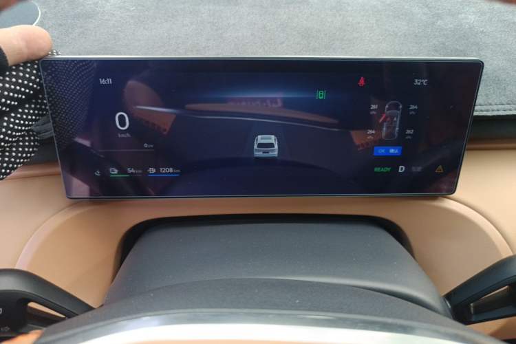 Used Geely Galaxy Xingjian 7 EM-i 2025 120km Exploration+ Version Instrument Cluster