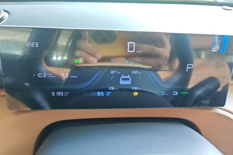 Used Geely Galaxy Xingjian 7 EM-i 2025 55 km Launch Edition Instrument Cluster